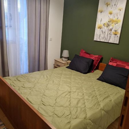 Emi 1 Apartment Vir Ngoại thất bức ảnh