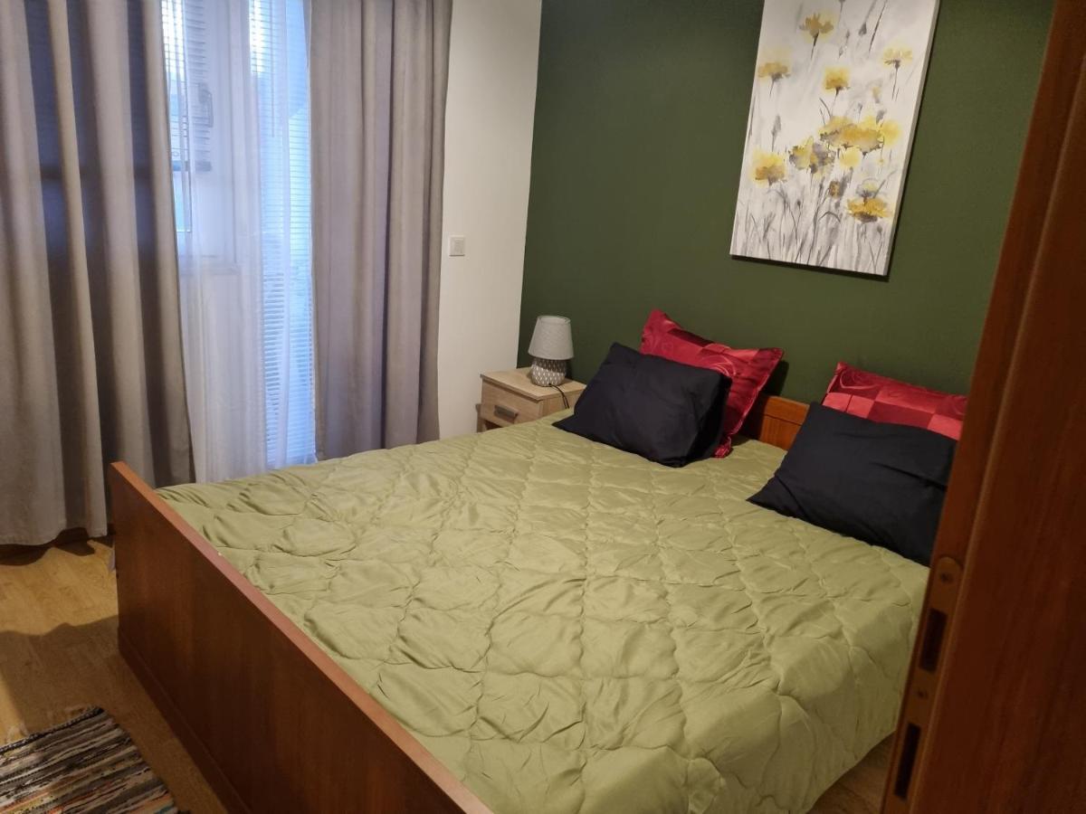 Emi 1 Apartment Vir Ngoại thất bức ảnh