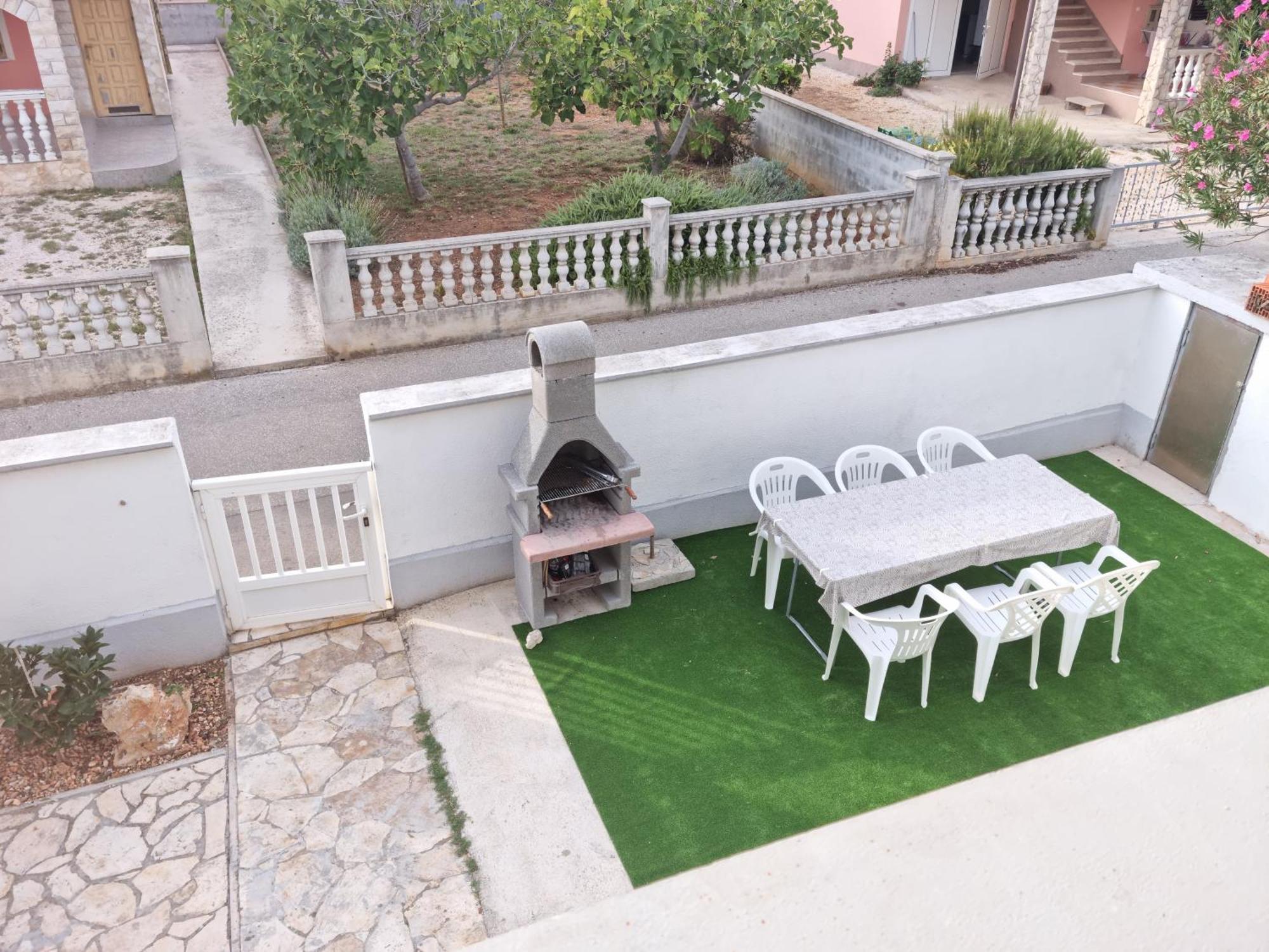 Emi 1 Apartment Vir Ngoại thất bức ảnh